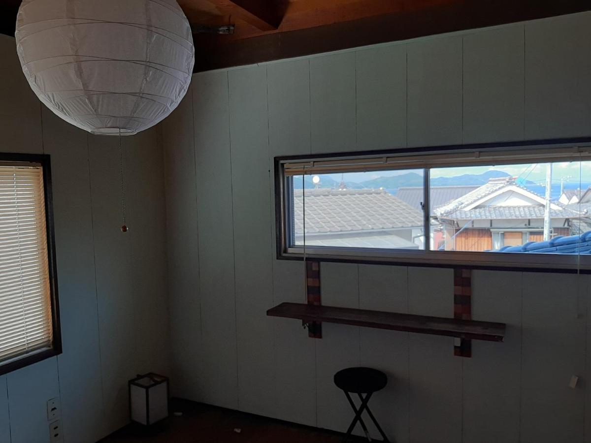 Guesthouse Kume Imabari Railway Station 외부 사진