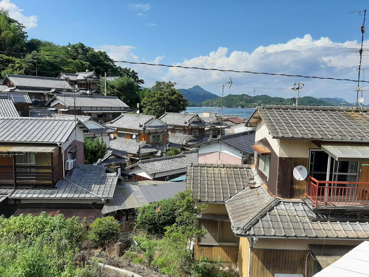 Guesthouse Kume Imabari Railway Station 외부 사진